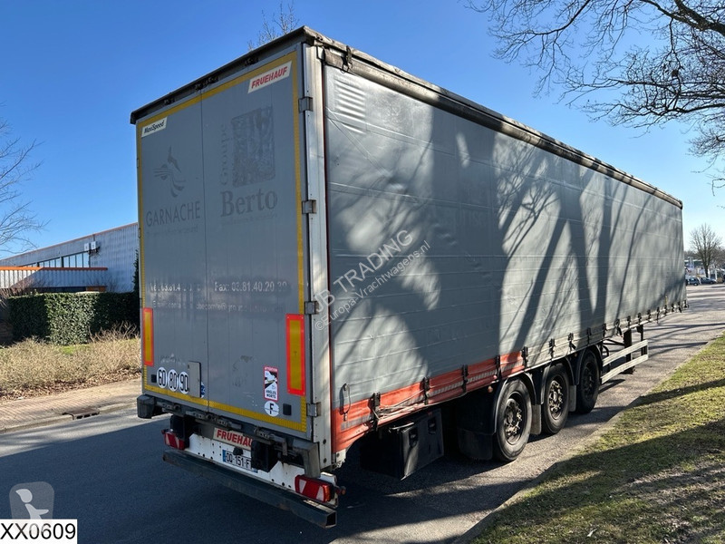 Návěs Fruehauf Tautliner Lift axle