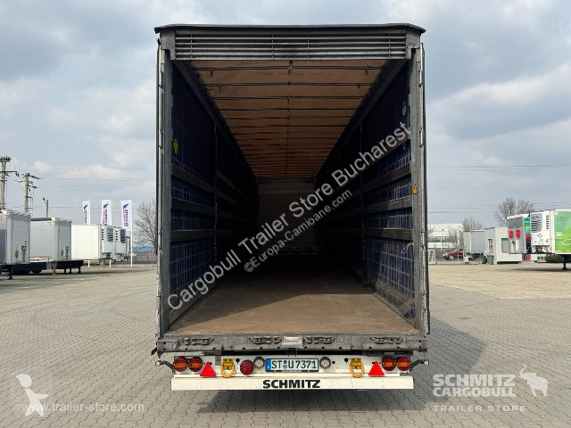 نصف مقطورة Schmitz Cargobull Curtainsider Mega