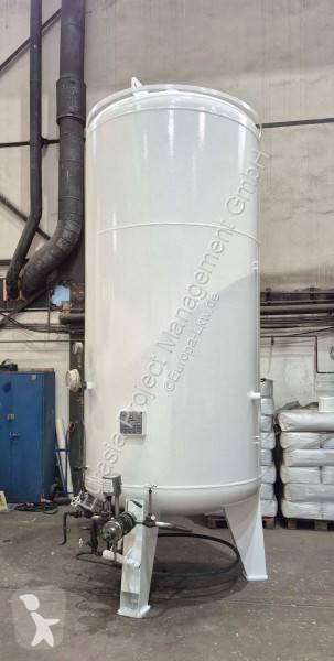 تجهيزات الآليات الثقيلة  Gas tank used for...