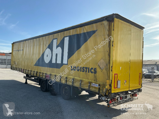 نصف مقطورة Schmitz Cargobull Curtainsider Mega