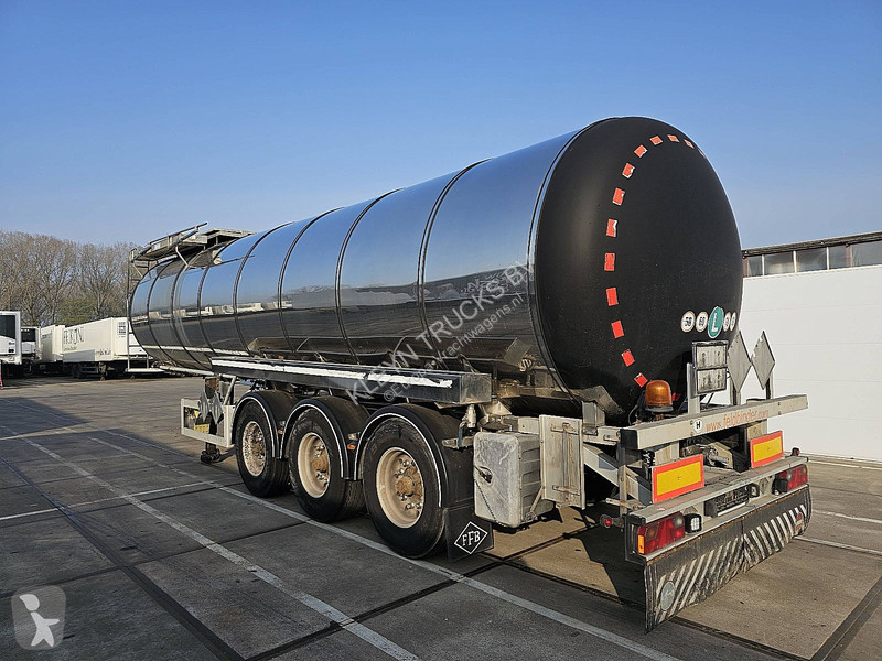 نصف مقطورة Feldbinder TSA 30.3-1 BITUMEN 30.000...