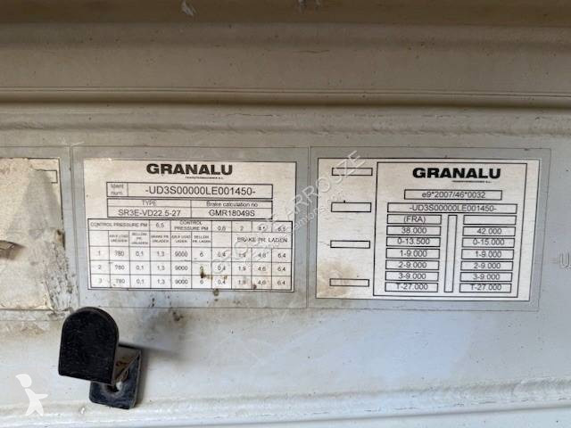نصف مقطورة Granalu