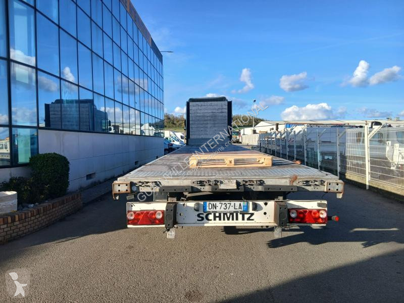 نصف مقطورة Schmitz Cargobull