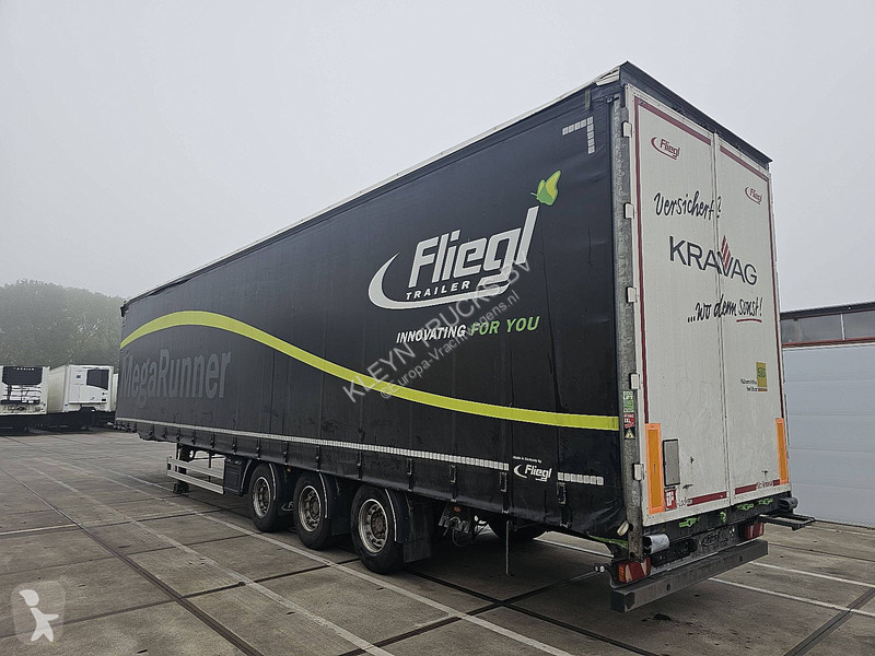نصف مقطورة Fliegl