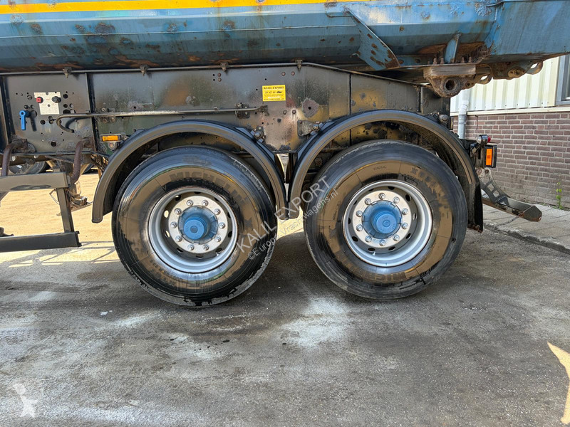 نصف مقطورة Schmitz Cargobull 18 Kipper Dump...