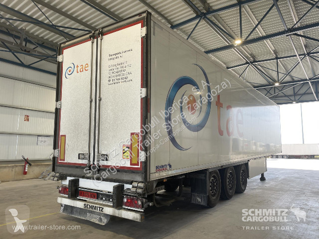 نصف مقطورة Schmitz Cargobull Reefer Standard