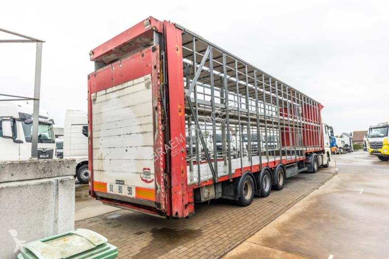 نصف مقطورة Lecitrailer  CUELLO CISNE...