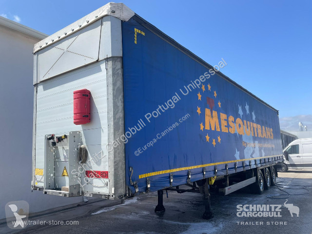 نصف مقطورة Schmitz Cargobull Semitrailer...