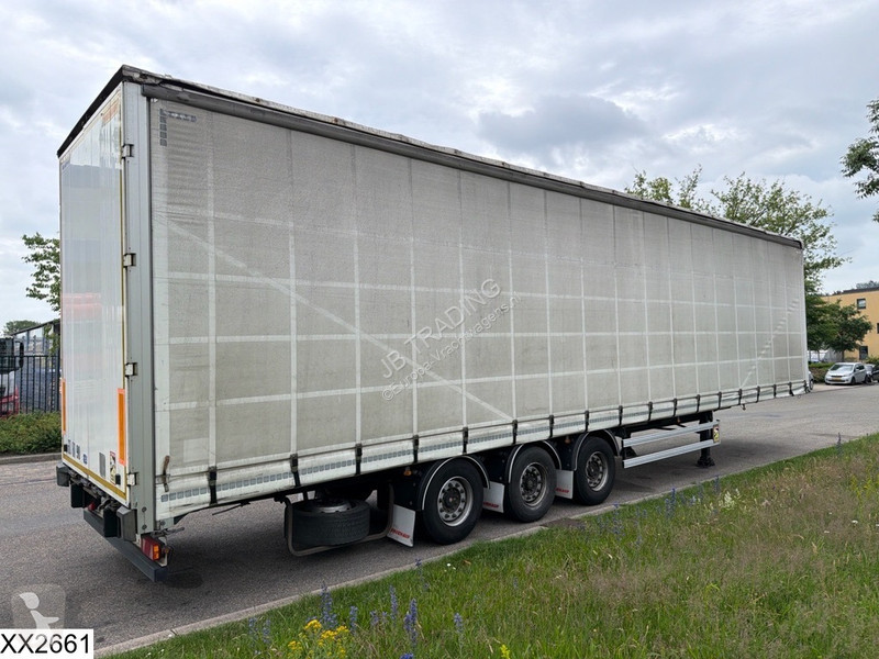 نصف مقطورة Fruehauf Tautliner