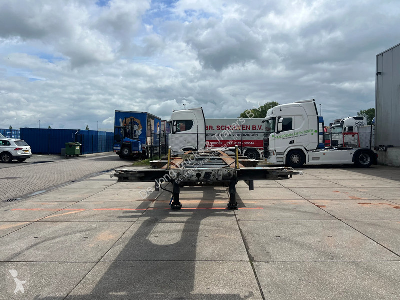 نصف مقطورة Schmitz Cargobull SCF 24 / 1x Lift...