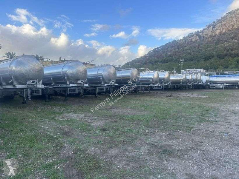 Semirimorchio Menci cisterna sara da 21000lt