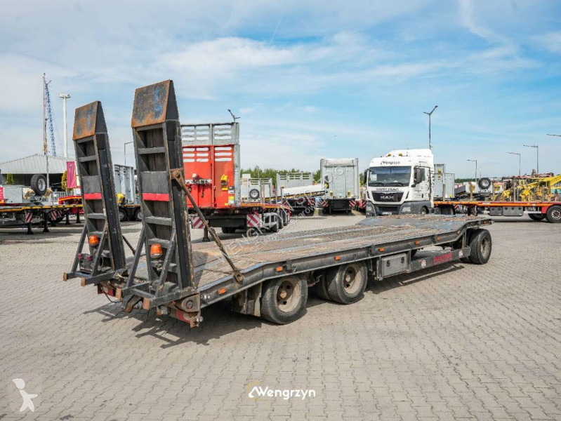 نصف مقطورة Bauer ATU3-30S | Przyczepa 3 osiowa...