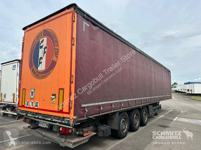 نصف مقطورة Schmitz Cargobull Semitrailer...