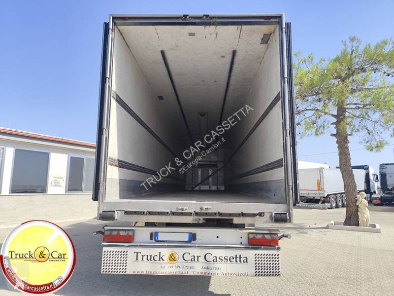 نصف مقطورة Bartoletti