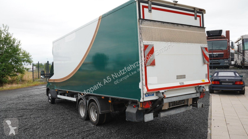 نصف مقطورة Iveco 35C21 SZM Clixtar City Trailer...
