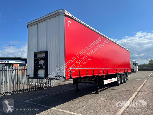 نصف مقطورة Kässbohrer Curtainsider Standard
