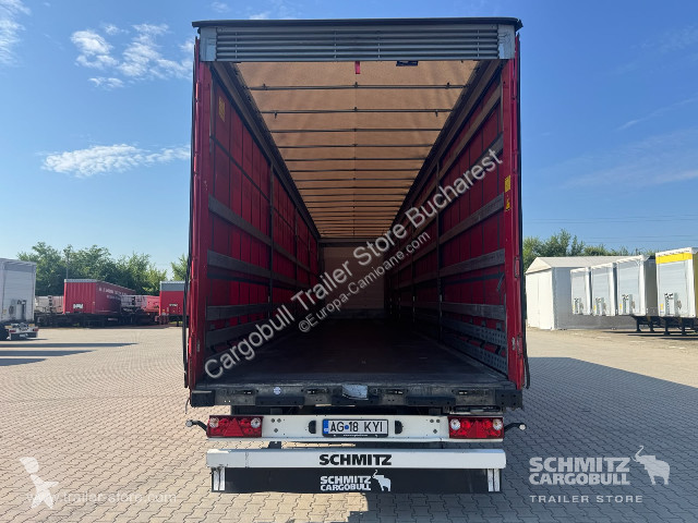 نصف مقطورة Schmitz Cargobull Curtainsider Mega