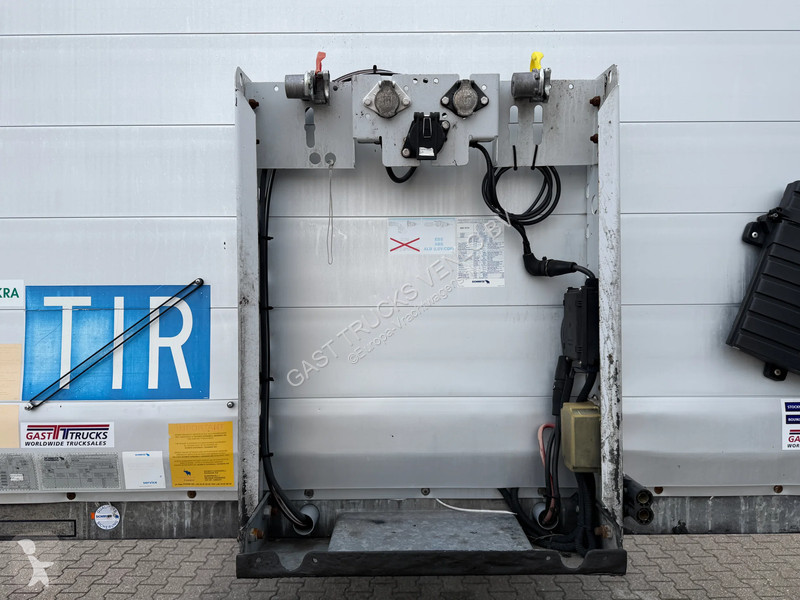 نصف مقطورة Schmitz Cargobull 24 Closed Box /...