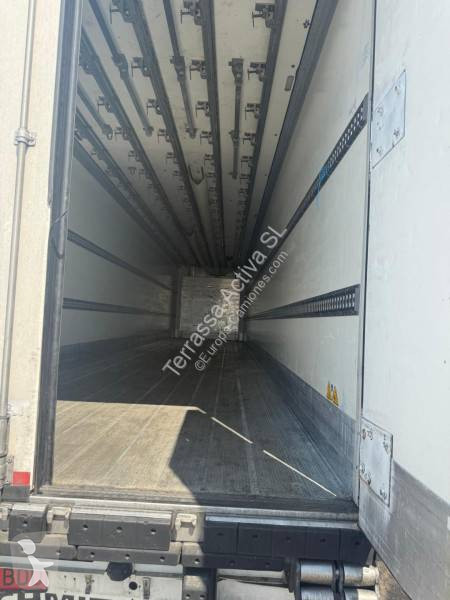 نصف مقطورة Schmitz Cargobull