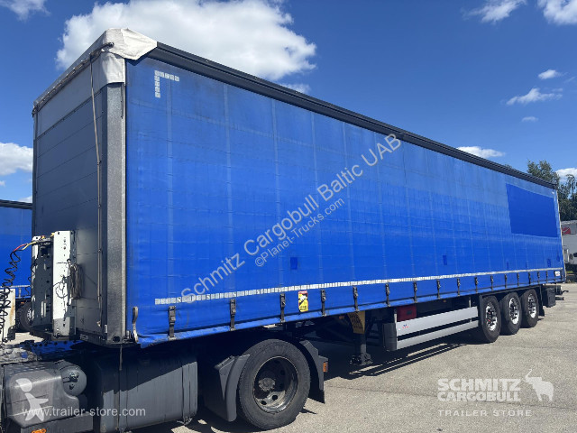 نصف مقطورة Schmitz Cargobull Semitrailer...