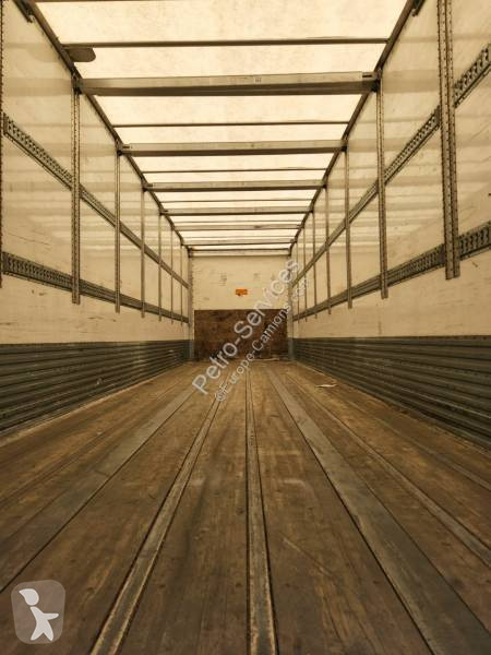 نصف مقطورة Fruehauf