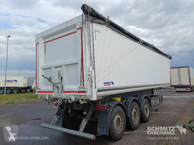 نصف مقطورة Schmitz Cargobull Kipper...