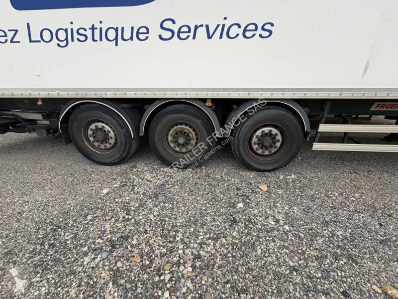 Semirimorchio Fruehauf