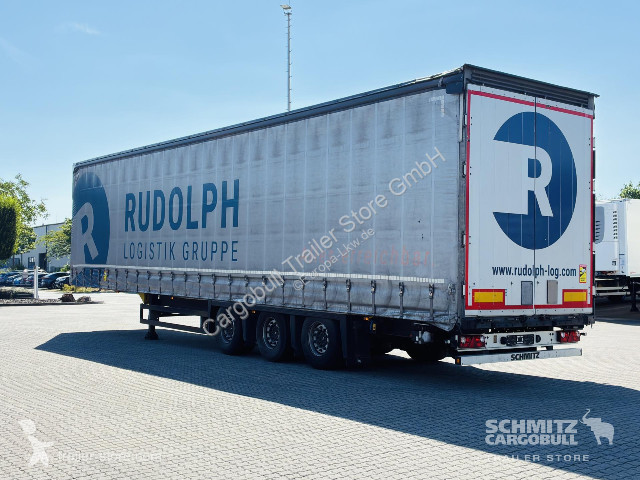 نصف مقطورة Schmitz Cargobull Curtainsider Coil...