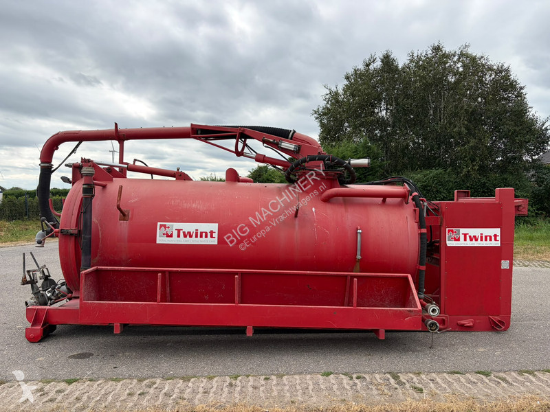 Uitrusting voor vrachtwagens  Twint Vacuum tank