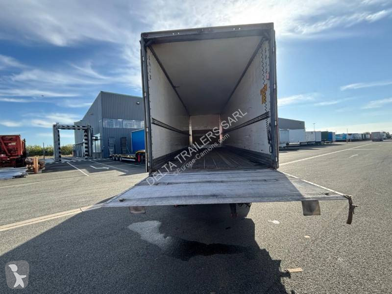 Fruehauf CITY FOURGON HAYON semi-trailer