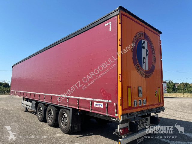 Félpótkocsi Schmitz Cargobull Semitrailer...