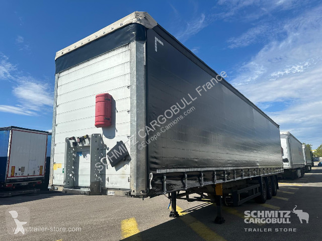 Félpótkocsi Schmitz Cargobull Semitrailer...