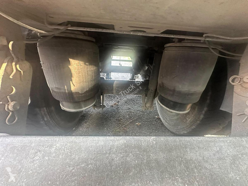 Полуприцеп Menci SA 740