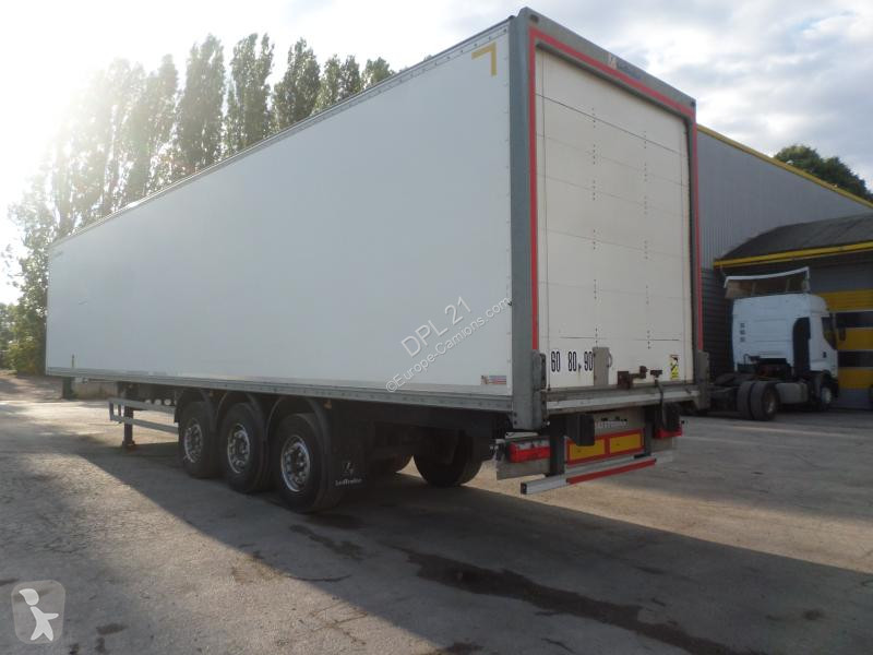 Semiremorca Lecitrailer  FOURGON 3 ESSIEUX P3EA