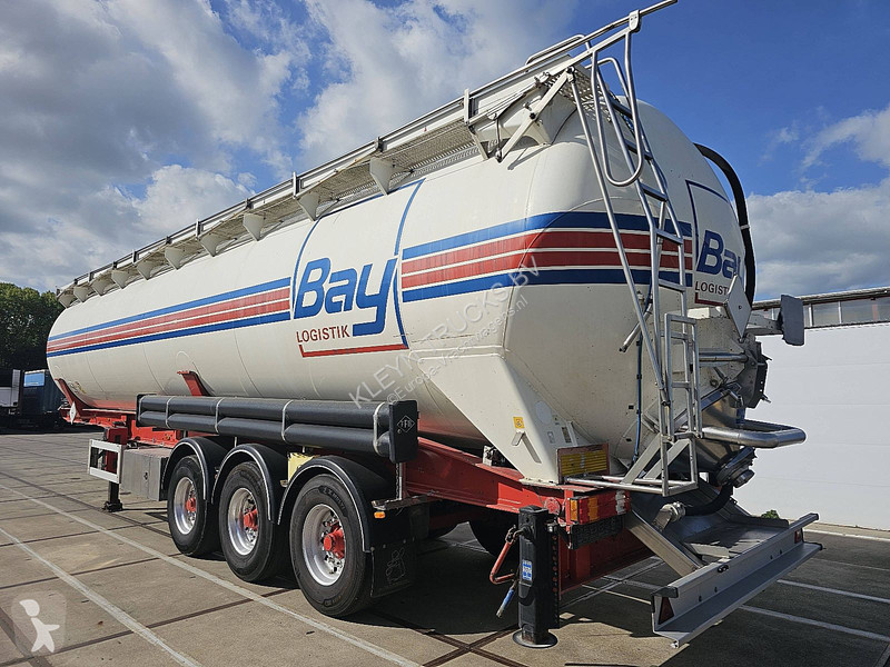 Полуприцеп Feldbinder KIP 60.3 GGVS/ADR