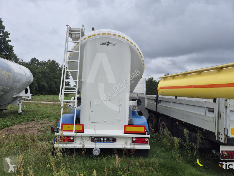 Semitrailer Spitzer FSF 330