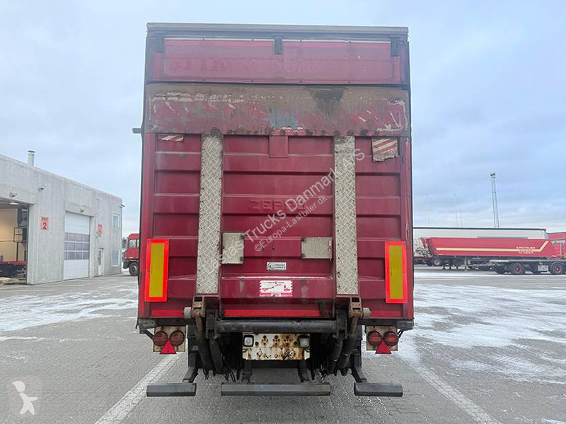 Полуприцеп  2 axle Curtainsider / Planenauflieger
