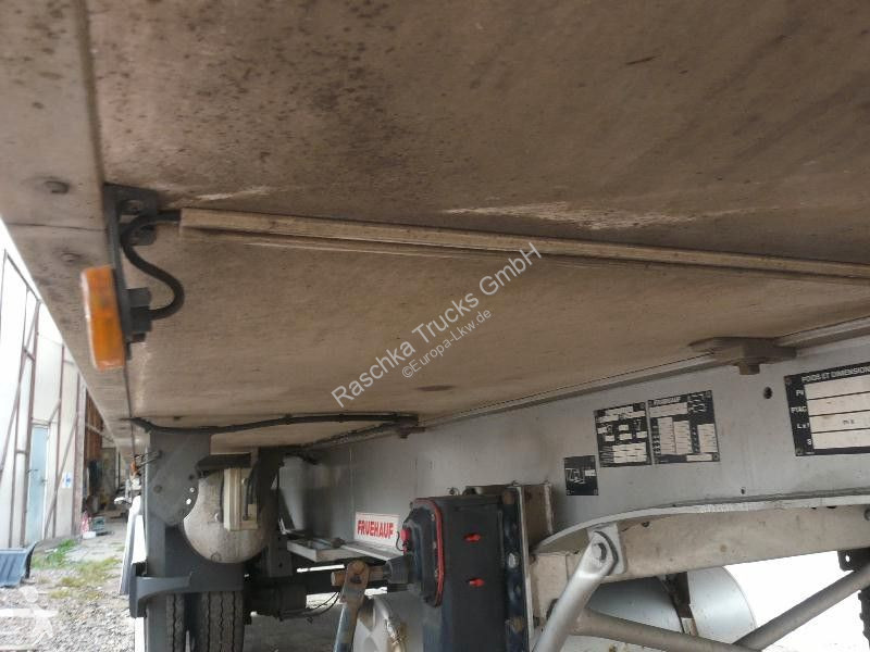 Semitrailer Fruehauf Carrier Vector 1550...