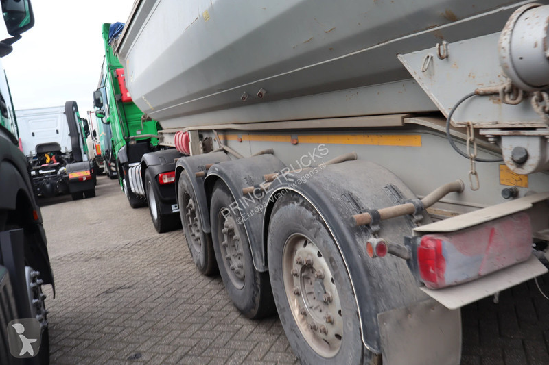 Semitrailer Benalu * C39 * 3AXLE * 26cub *