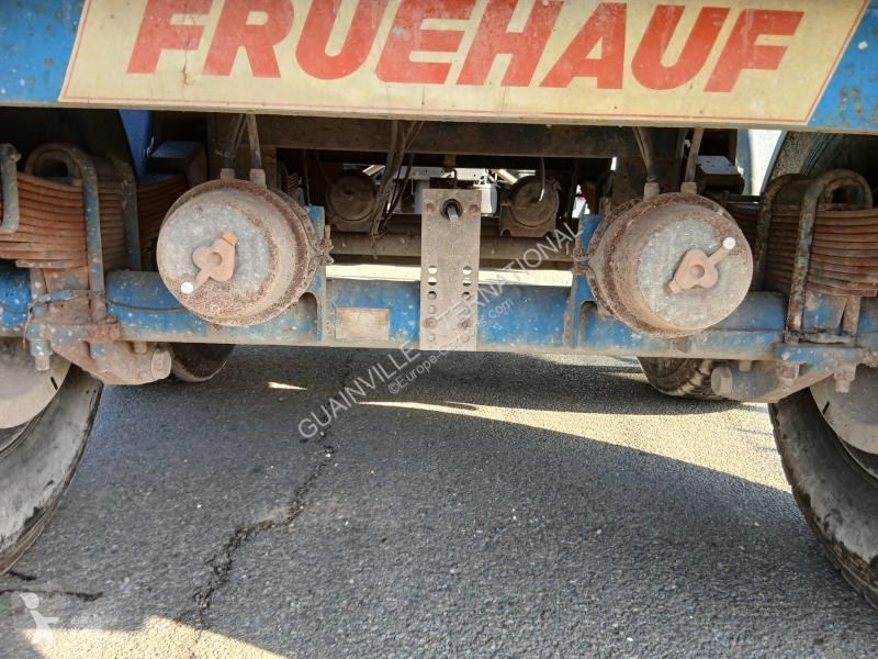 نصف مقطورة Fruehauf