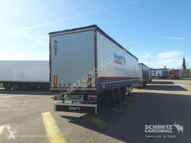 Semirimorchio Schmitz Cargobull Semitrailer...