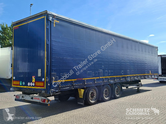 نصف مقطورة Kögel Curtainsider Mega