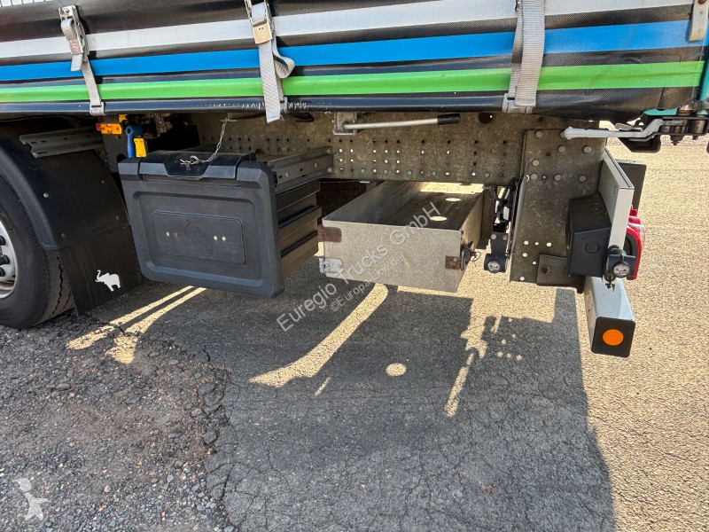 Schmitz Cargobull 3-achs...