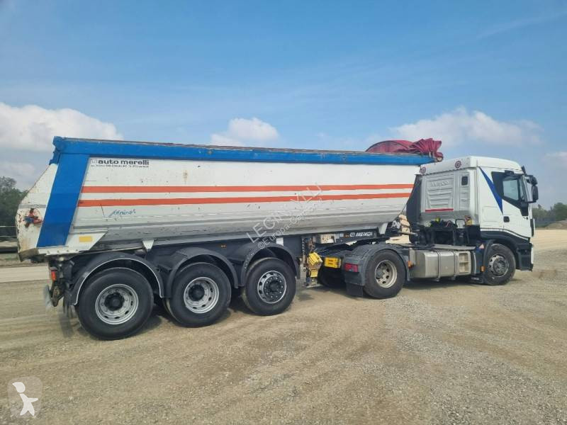 Menci S700 semi-trailer