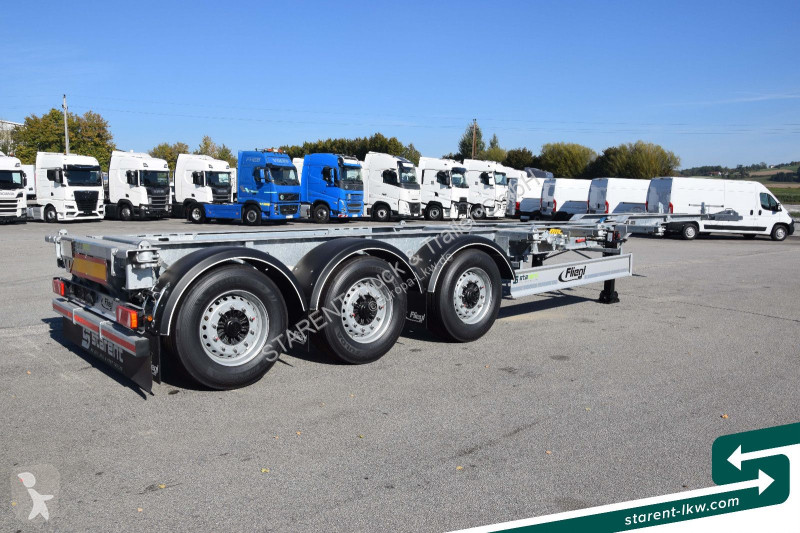 نصف مقطورة Fliegl Containerchassis ADR...