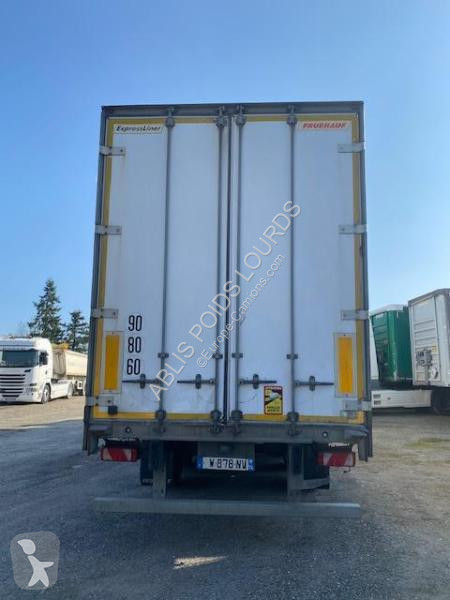 نصف مقطورة Fruehauf