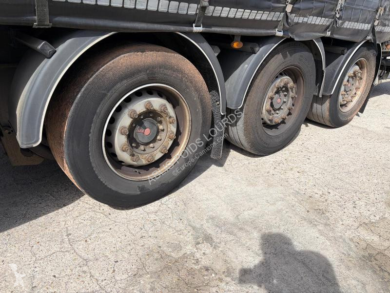 نصف مقطورة Fruehauf