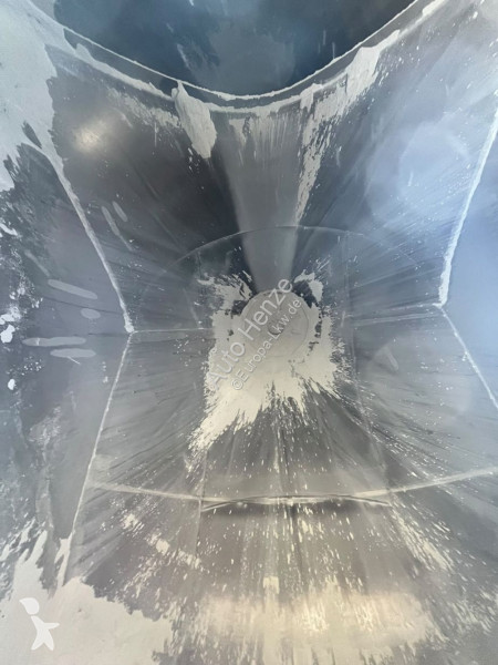 Oplegger Feldbinder Silo für Staub und...