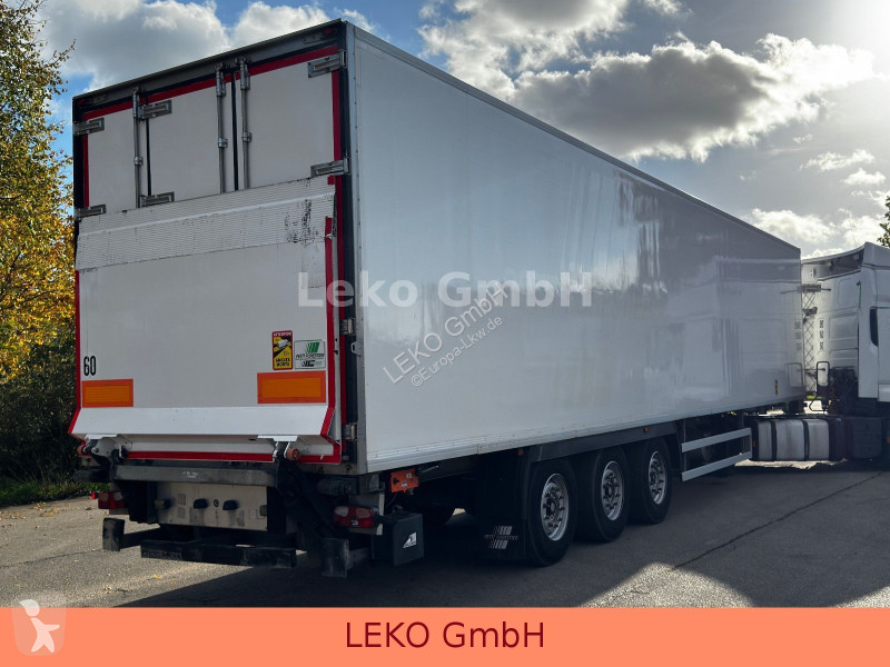 Félpótkocsi Fruehauf Mit Carrier Vector 1950 Mt