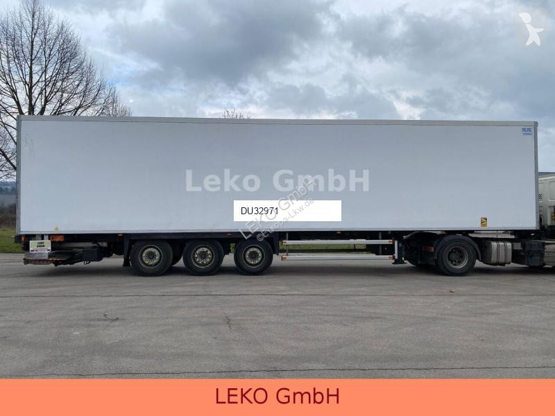Semitrailer Merker Frappa  Doppelstock Vector...